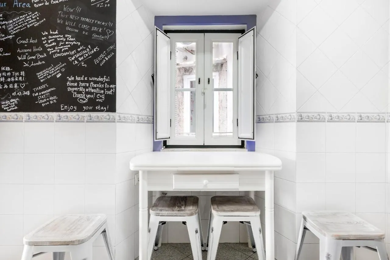 Rustic City View Apartments In Baixa By River Tagus Lisboa