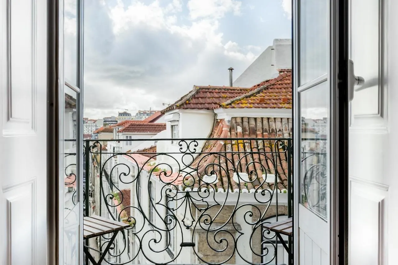 Rustic City View Apartments In Baixa By River Tagus Lisboa